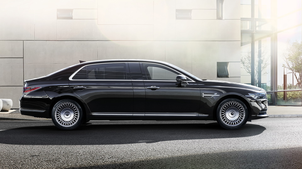 G90