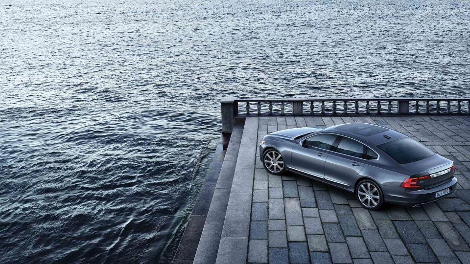 S90