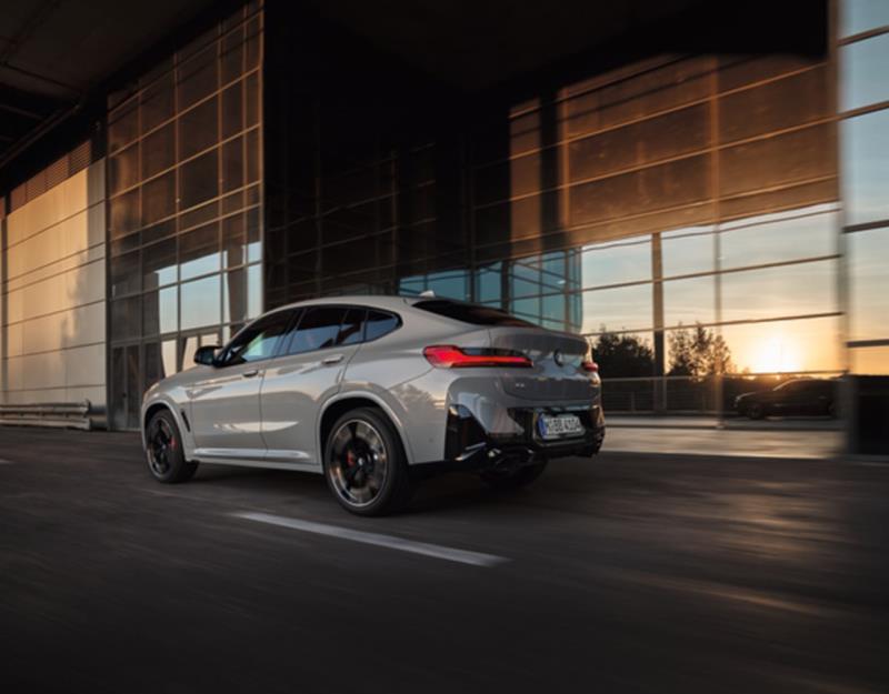 X4